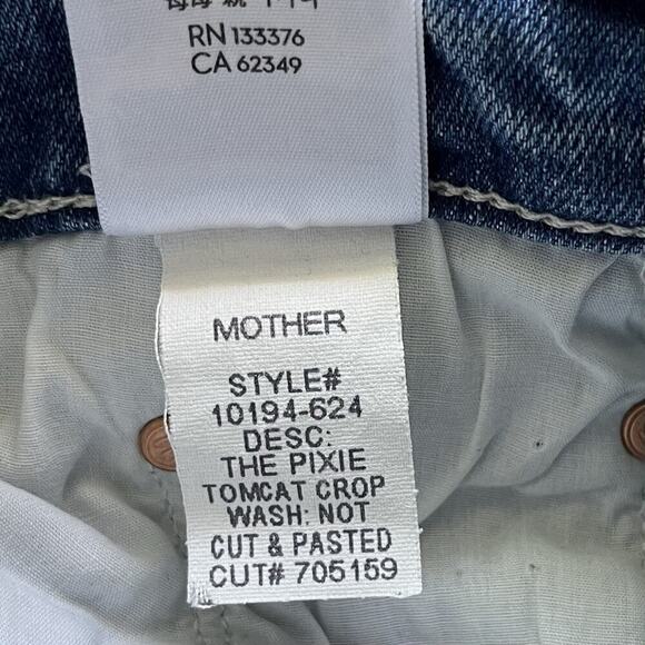 MOTHER Pixie Tomcat Crop Distressed Jeans Size 26 Not Cut & Pasted Button Fly - Picture 8 of 11